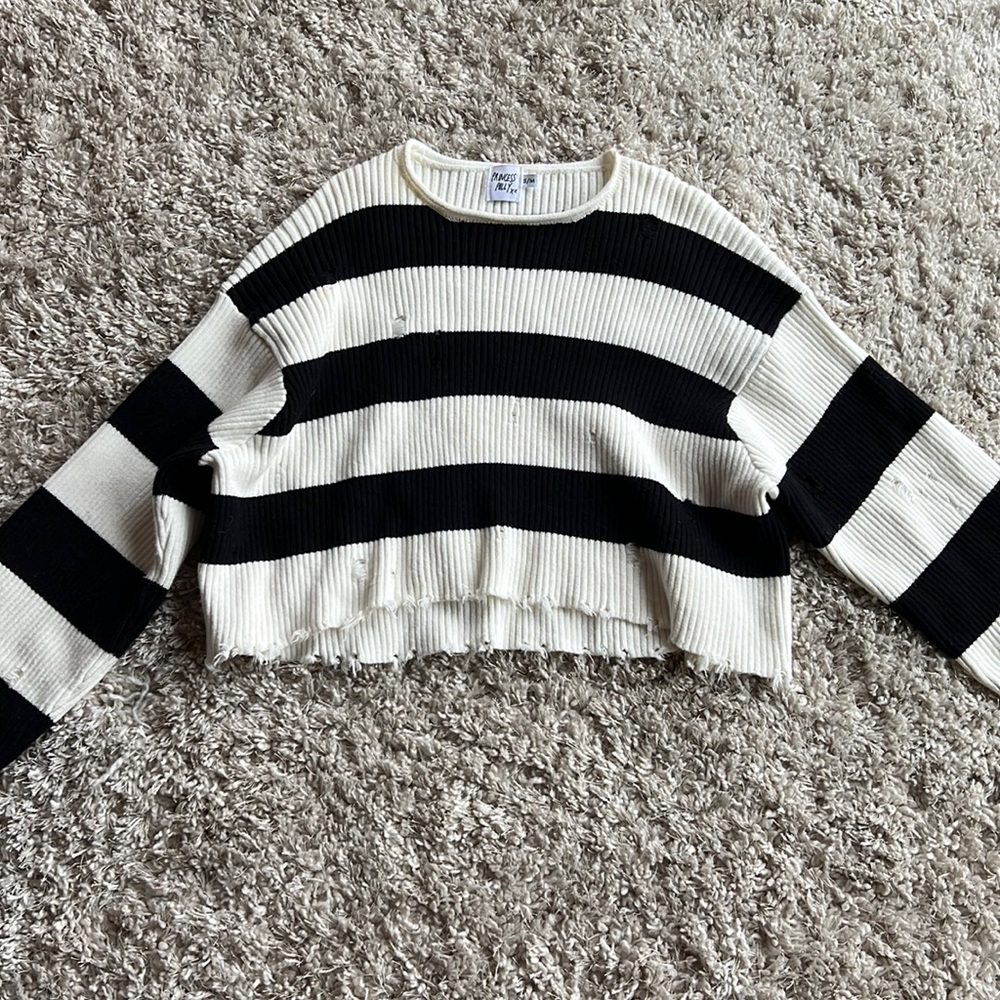 Princess Polly sweater! Size S/M.